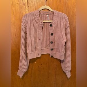 Free People cable knit cropped cardigan - size M